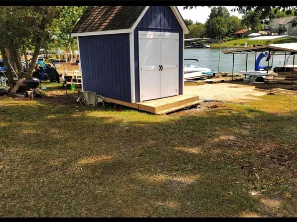 2278 & 2279 Lake Viking Ter, Gallatin, MO 64640