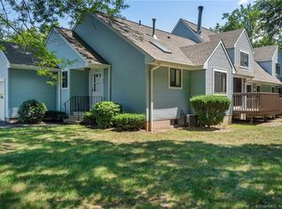 22 Redstone Way UNIT 22, Farmington, CT 06032