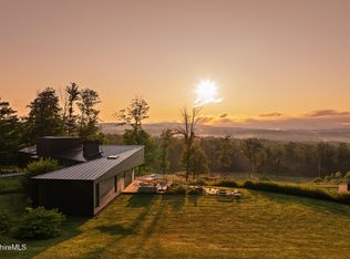 53 Whites Hill Rd, Egremont, MA 01230