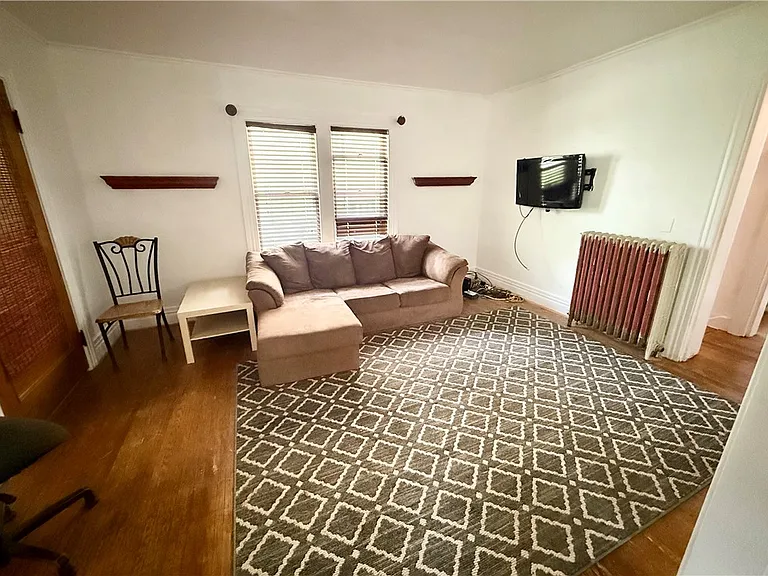 29 Highland Ave — Photo 2