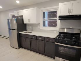 212 Zabriskie St