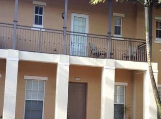 14626 SW 5th St, Pembroke Pines, FL 33027