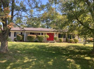 25308 Wessex St, Farmington Hills, MI 48336