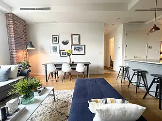 Rented by R New York