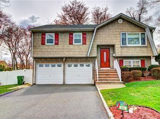 40 Cleremont Ave, Edison, NJ 08817