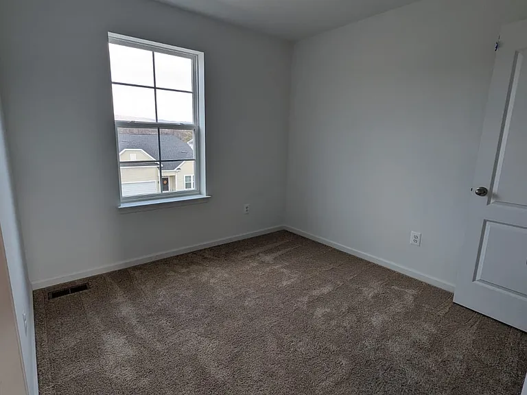 241 Hillsdale Pl — Photo 16