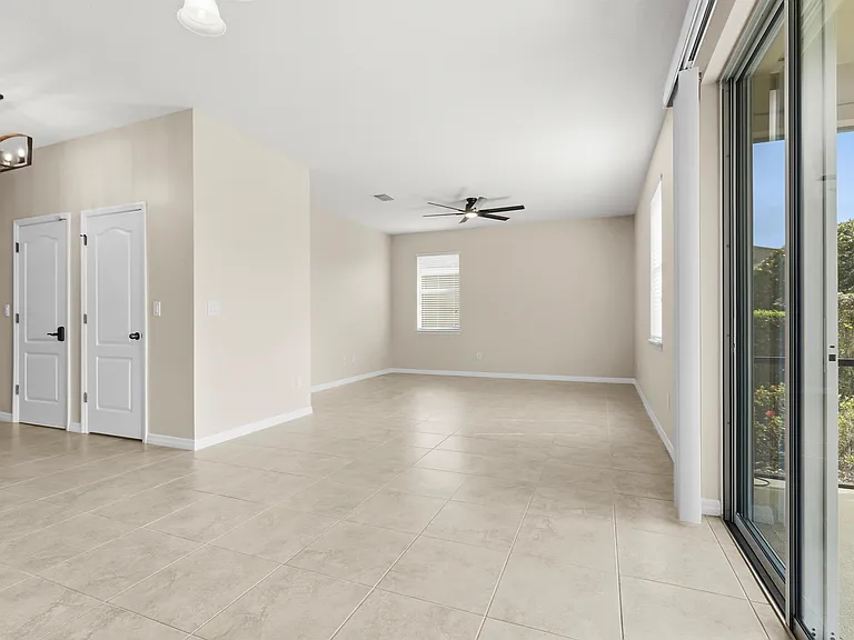 8457 Karpeal Dr — Photo 25