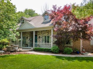1536 Wood Trl, Oxford, MI