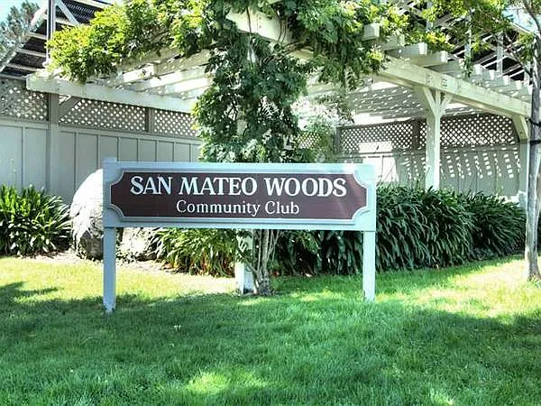 1646 Bayridge Way — Photo 2