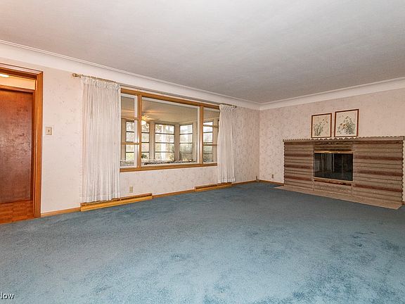 2nd image of 1849 Caronia Dr