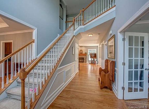 2nd image of 1012 Clark Hill Dr