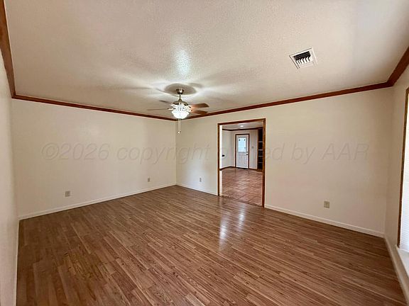 4th image of 4600 SW 38th Ave