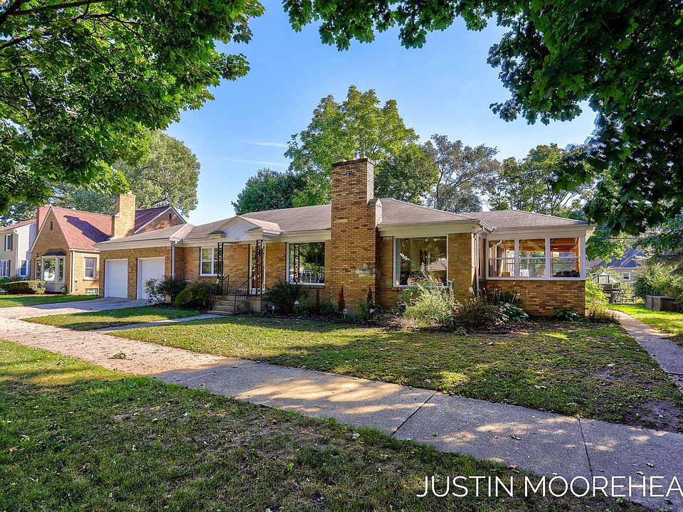 1120 Lake Michigan Dr NW, Grand Rapids, MI 49504 Zillow