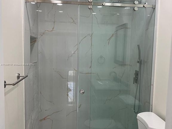 4th image of 11754 SW 123rd Ave #11754