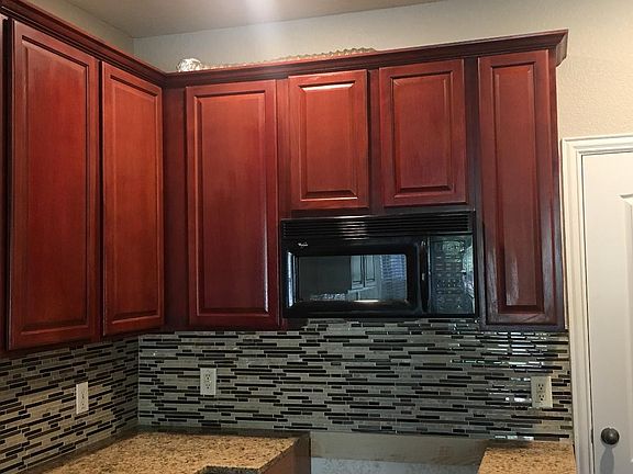 4th image of 209 Crystal Ct