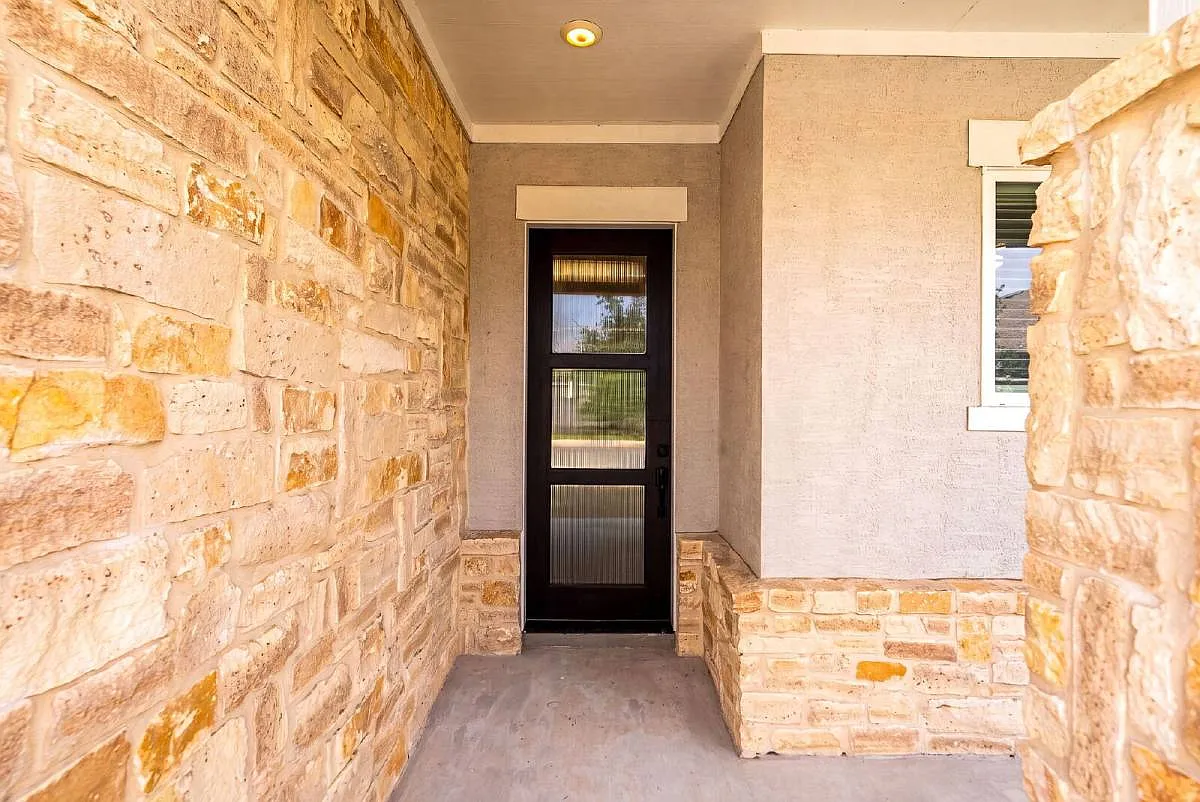 10514 Merrick Run in San Antonio, TX 78254 — Photo 4