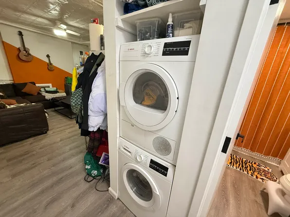 541 46th Street image 4 of 9