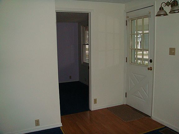 2nd image of 220 Clinton St