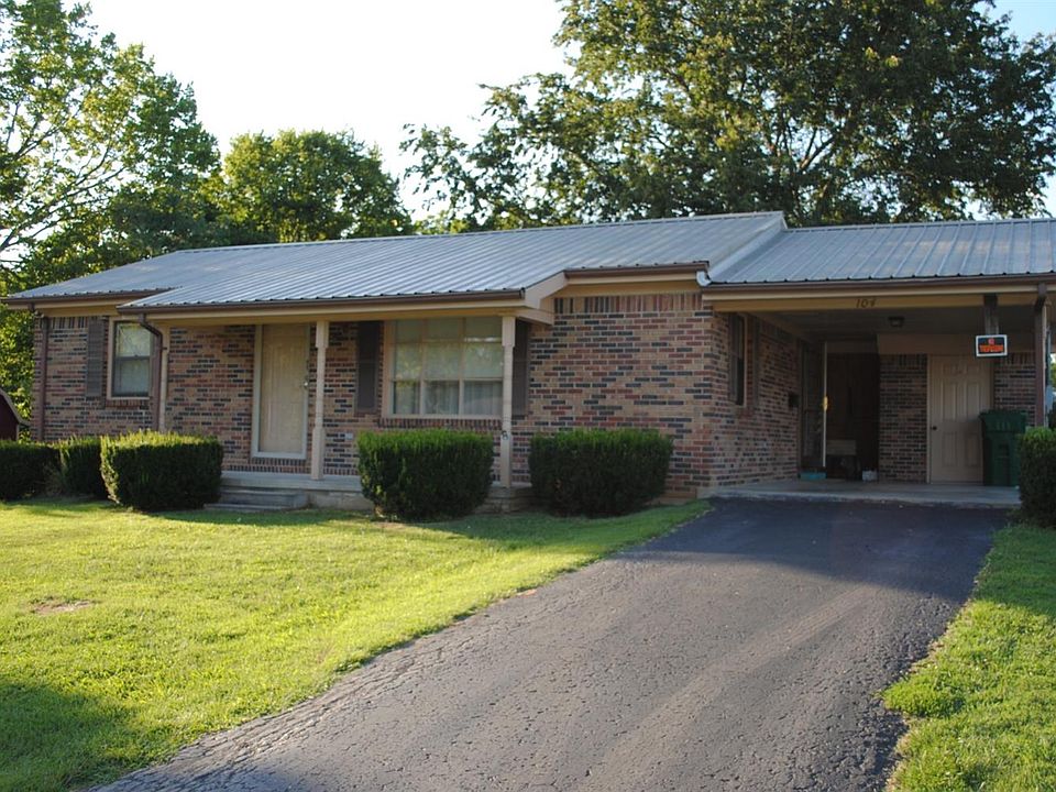 1st image of 104 Powers Ct