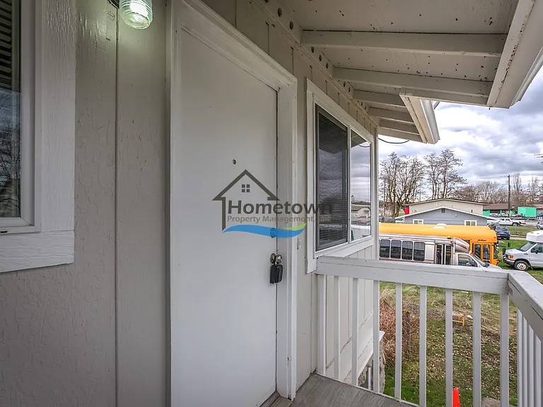 110 E Borah Ave — Photo 3
