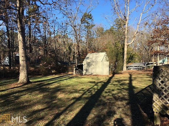 3rd image of 415 Bob Wood Dr #0
