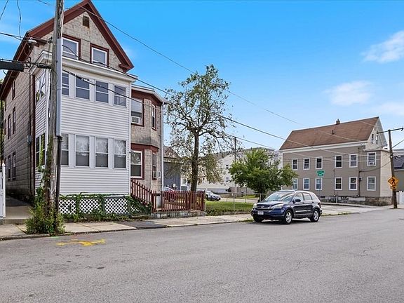 3rd image of 14 Atkinson St
