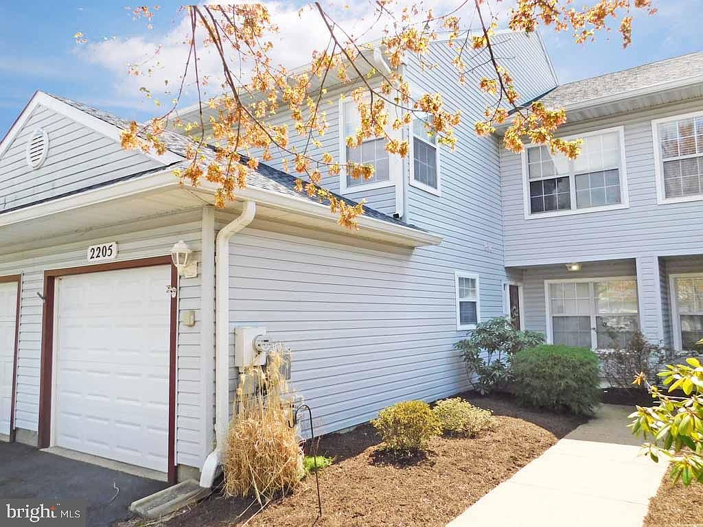 2205 Lynbrooke Dr Yardley PA 19067 Zillow