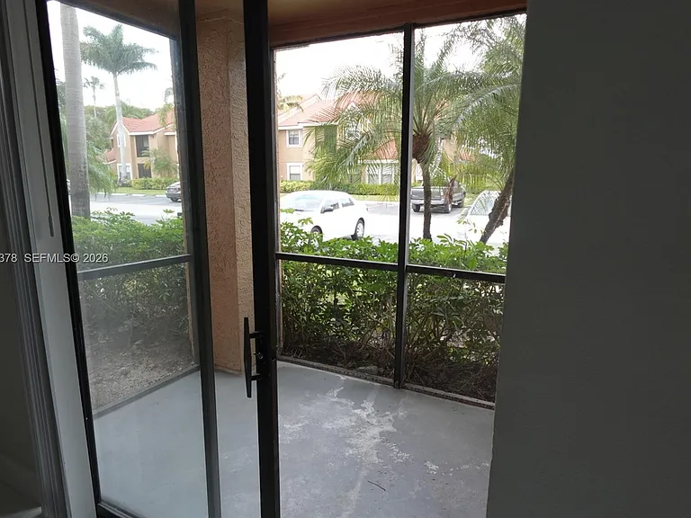 15560 SW 104th Ter #613 — Photo 20