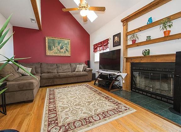 2nd image of 14909 Blue Rock Dr