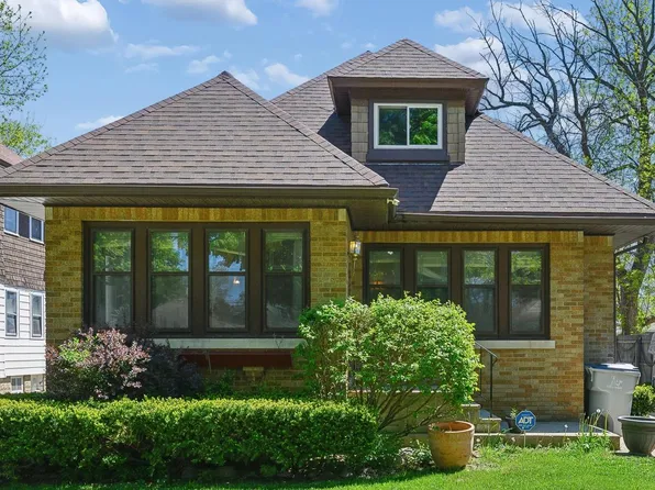 2752 N 60th STREET, Milwaukee, WI 53210