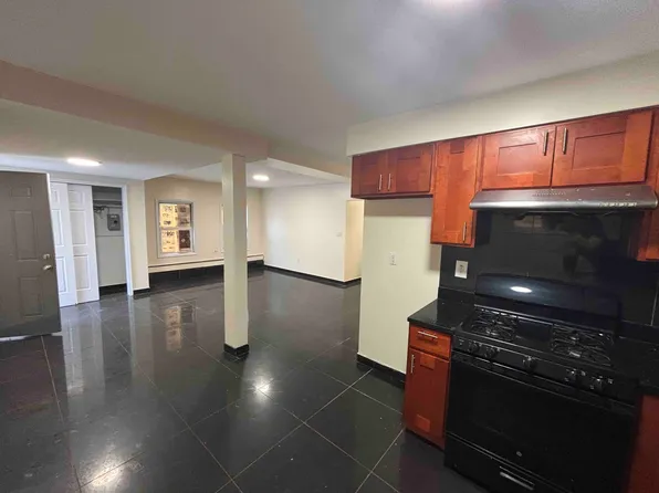 160 Beach 60th St #1, Arverne, NY 11692