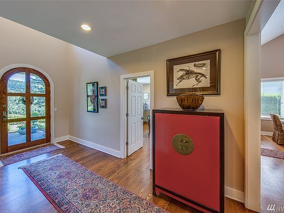 5th image of 9424 Milton Ave