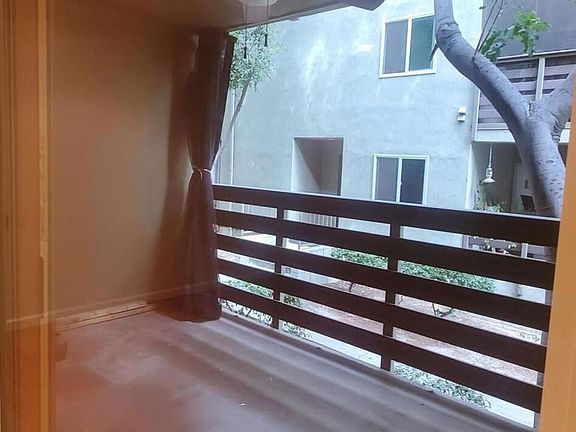 5th image of 1700 Mission St APT 7