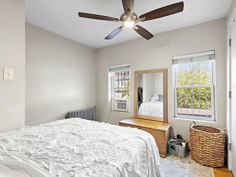214 Grand St #2 — Photo 12