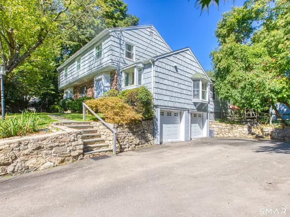 34 Regency Drive, Norwalk, CT 06851