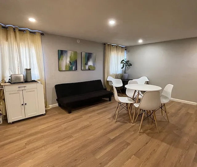 1320 W Roosevelt St — Photo 5
