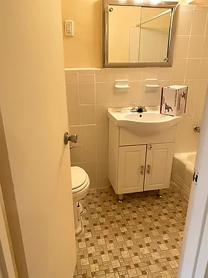 Rented by Compass | media 12