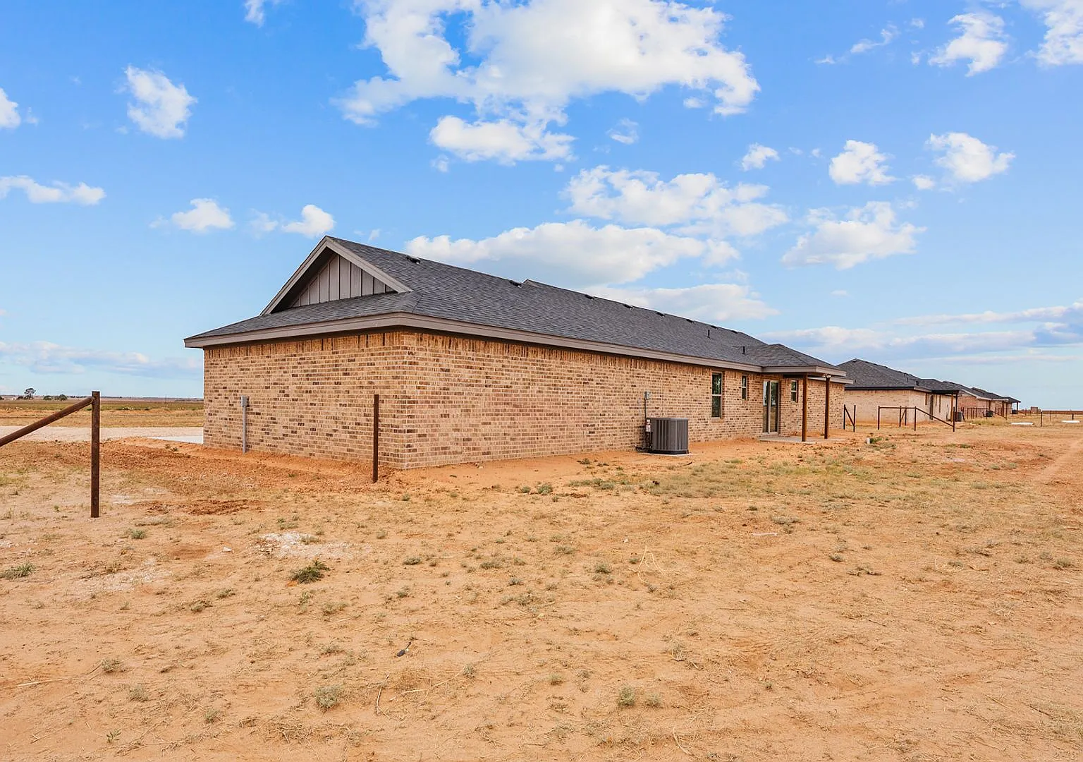 Brand New Construction In Shallowater ISD — Photo 2