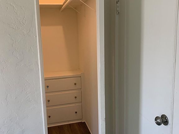 5th image of 3935 Percy St #3935