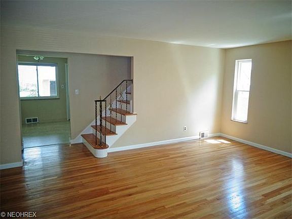 2nd image of 405 E 272nd St