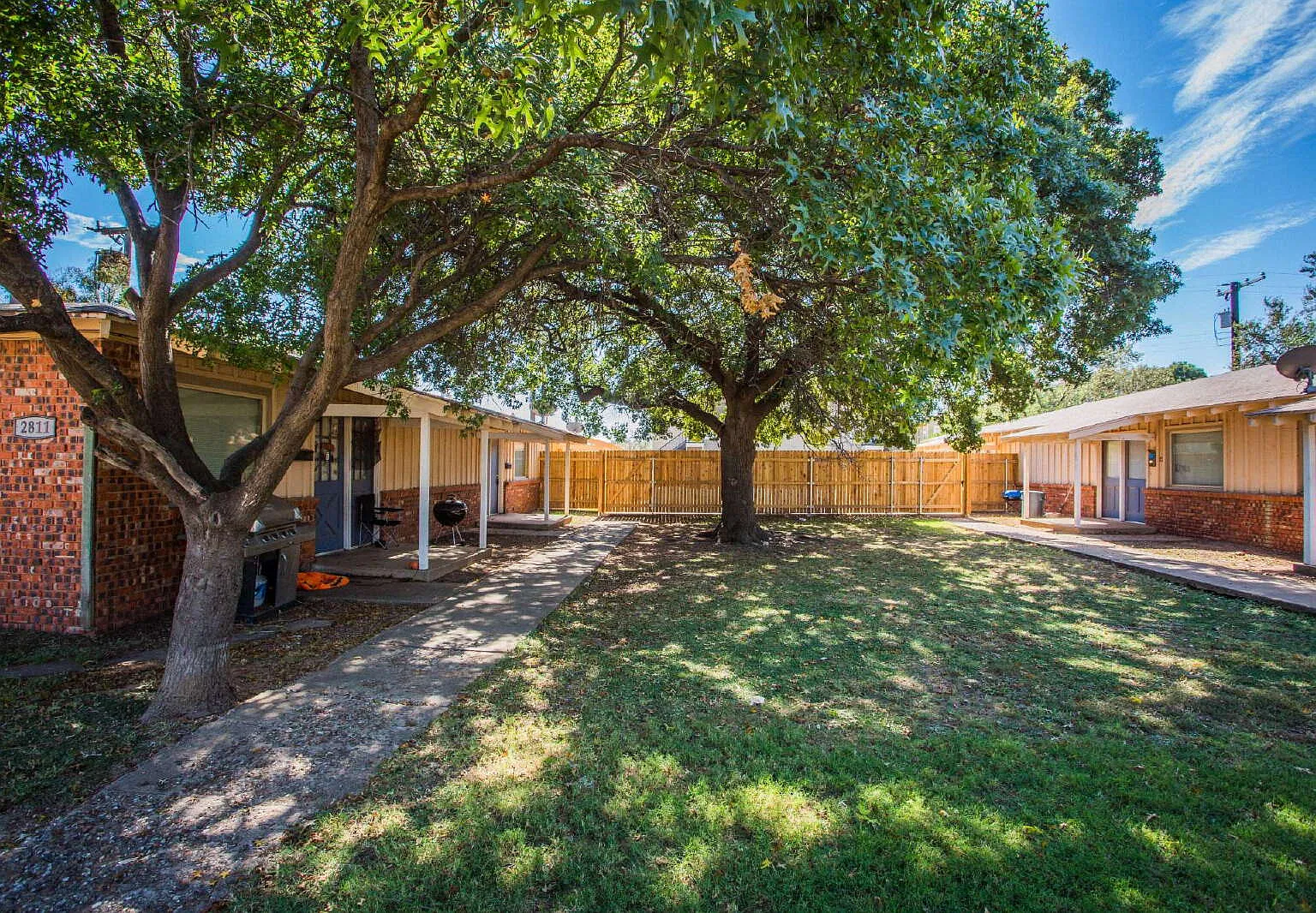 2 bed, 1.0 bath, 1085 sqft, $800 — Photo 4
