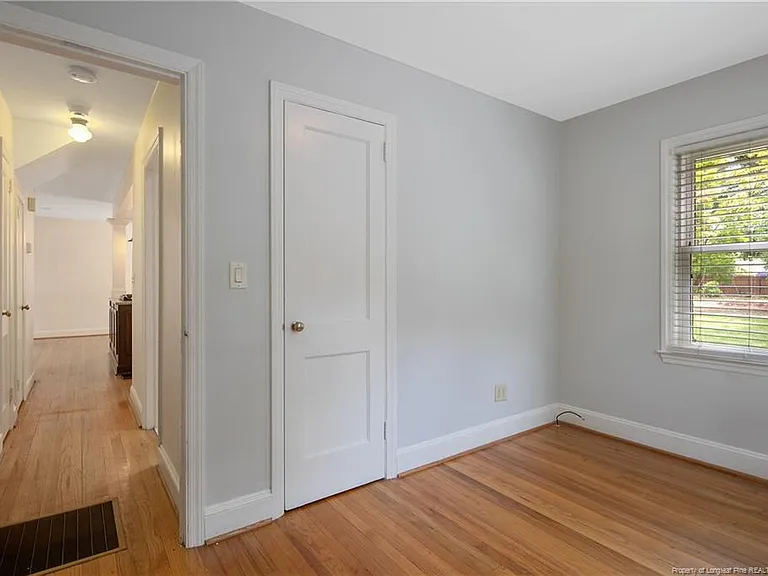 415 Vista Dr — Photo 12