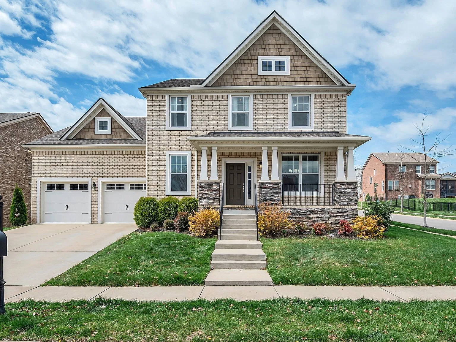 4 bed, 3.5 bath, 3492 sqft, $4,399 — Photo 4