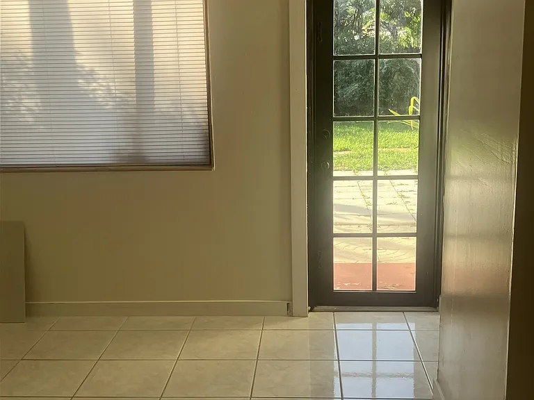 18' x 19' Bedroom 3 or Florida room