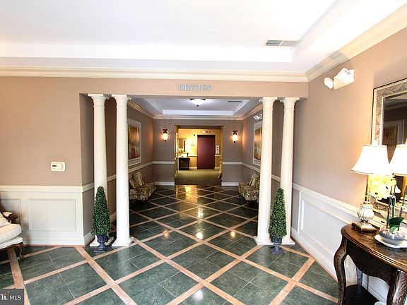 2nd image of 600 Edelen Station Pl APT 205