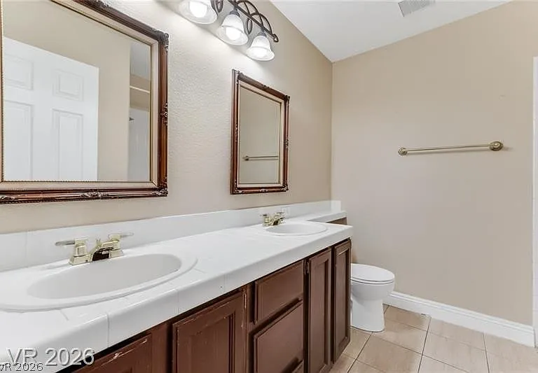 7 Crown Valley Dr — Photo 43