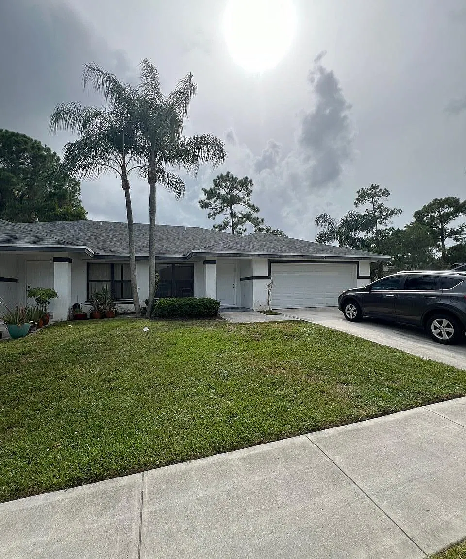 3 bed, 2.0 bath, 1398 sqft, $3,000 — Photo 1