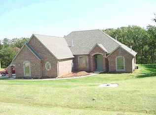 7250 Oakwood Crk, Edmond, OK 73034