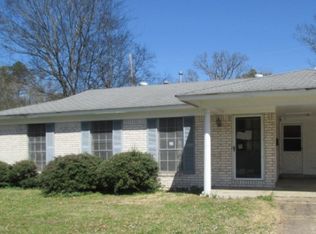 4 Shari Ct, Little Rock, AR 72204