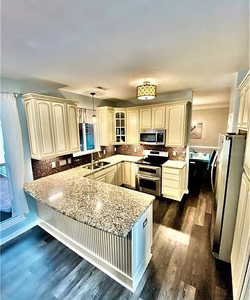 4th image of 14043 Hatton Cross Dr